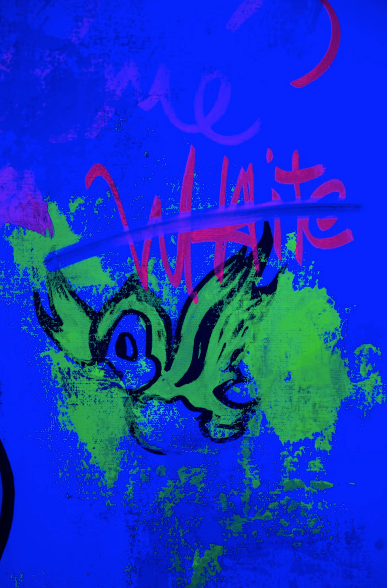 Snow White and the Mystery of the Apple