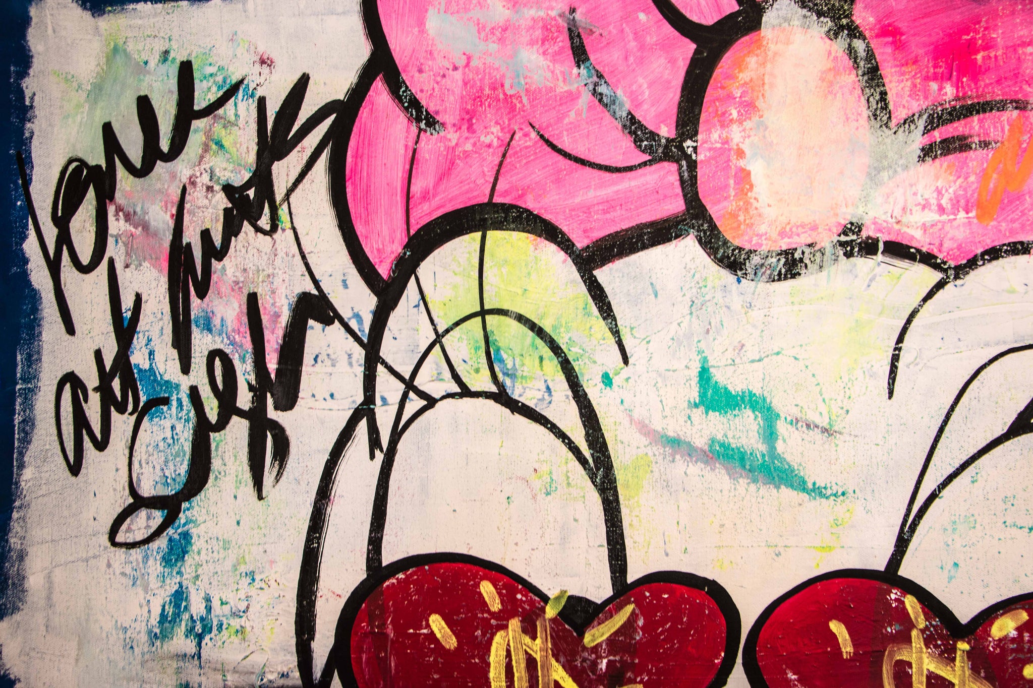 Love at first sigh Daisy Duck